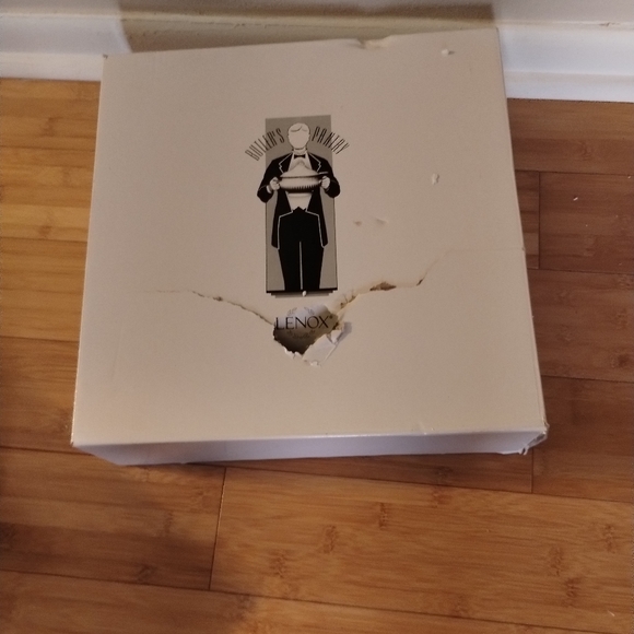 Dinnerware - Picture 2 of 2